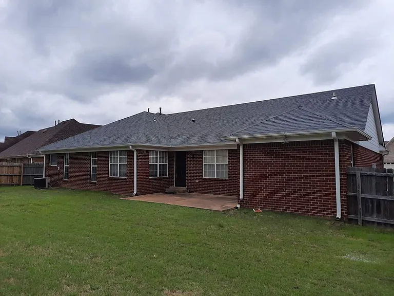 4456 Alixs Dr — Photo 12