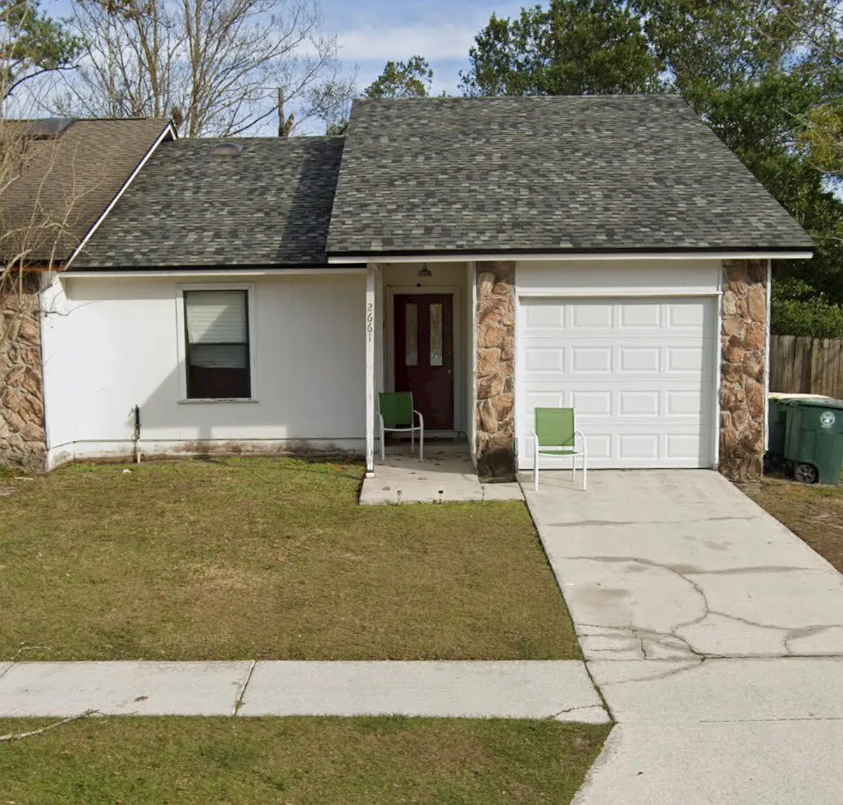 2 bed, 1012 sqft, $1,600 — Photo 1