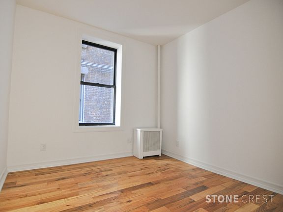 3rd image of 168 W 86th St #1E