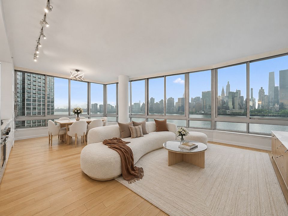 1st image of 4630 Center Blvd APT 1005