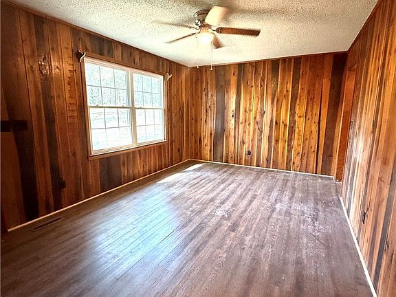 4th image of 4973 Dowd Rd
