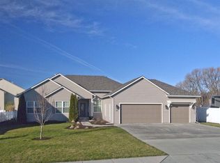 25 Whistling Duck Rd, Walla Walla, WA 99362