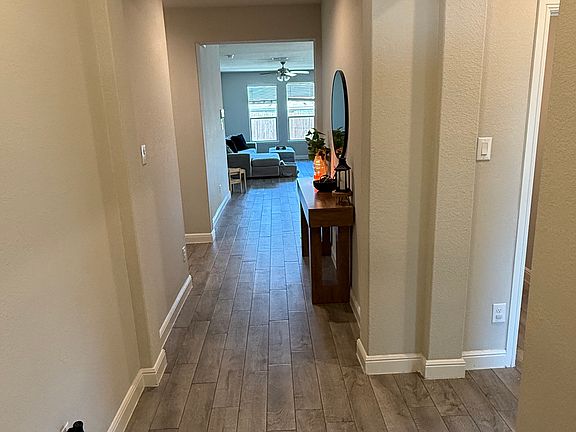 3rd image of 11516 Glenderry Ln