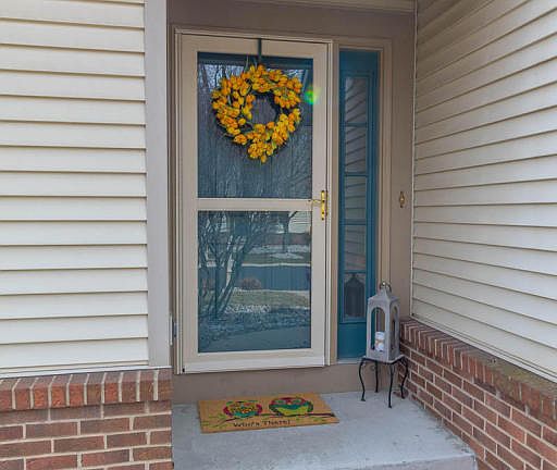 3rd image of 6037 Madeira Dr