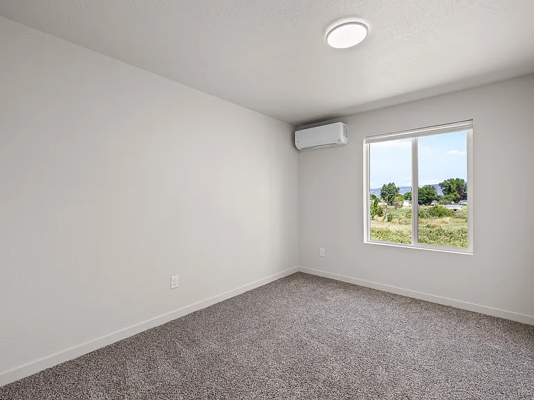 2028 Sunset Dr #2 — Photo 9
