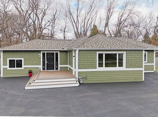 10720 W Eastwood Rd, Beach Park, IL