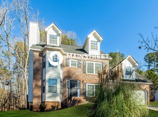 8496 Donald Rd, Snellville, GA 30039