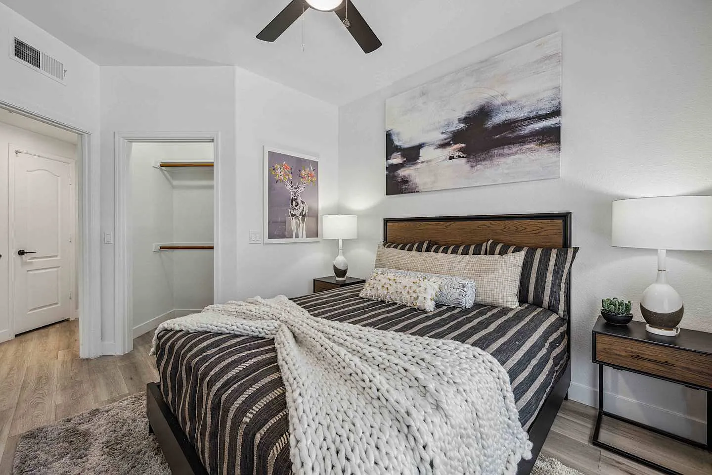 Lazo Apartments — Photo 3