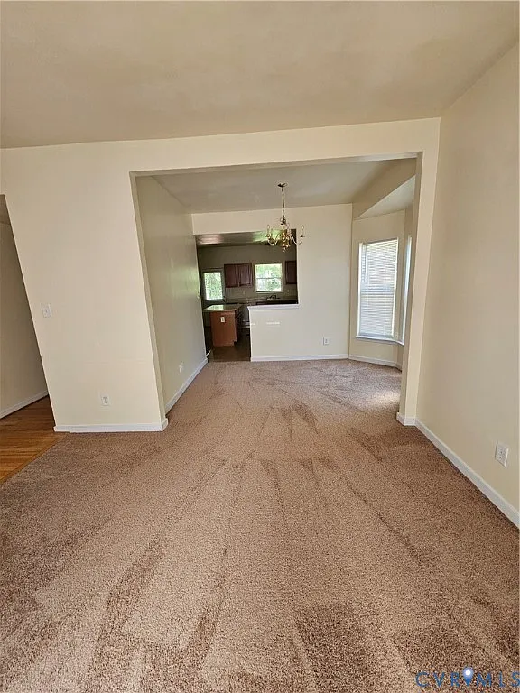 3 bed, 3.5 bath, 2172 sqft, $2,100 — Photo 3