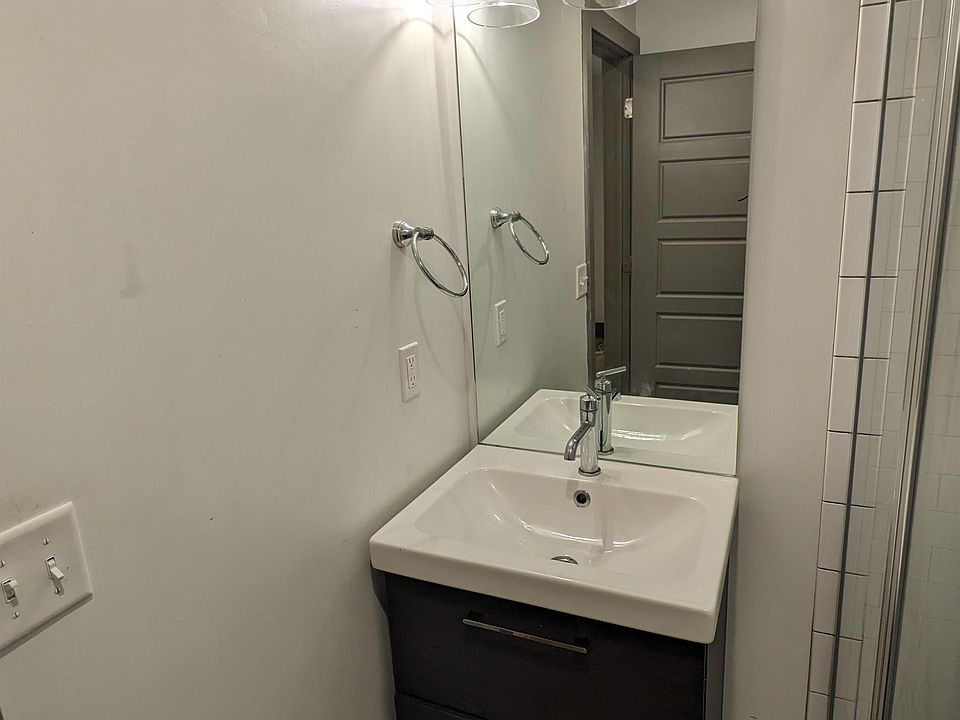 2nd image of 1076 E 200 S #5