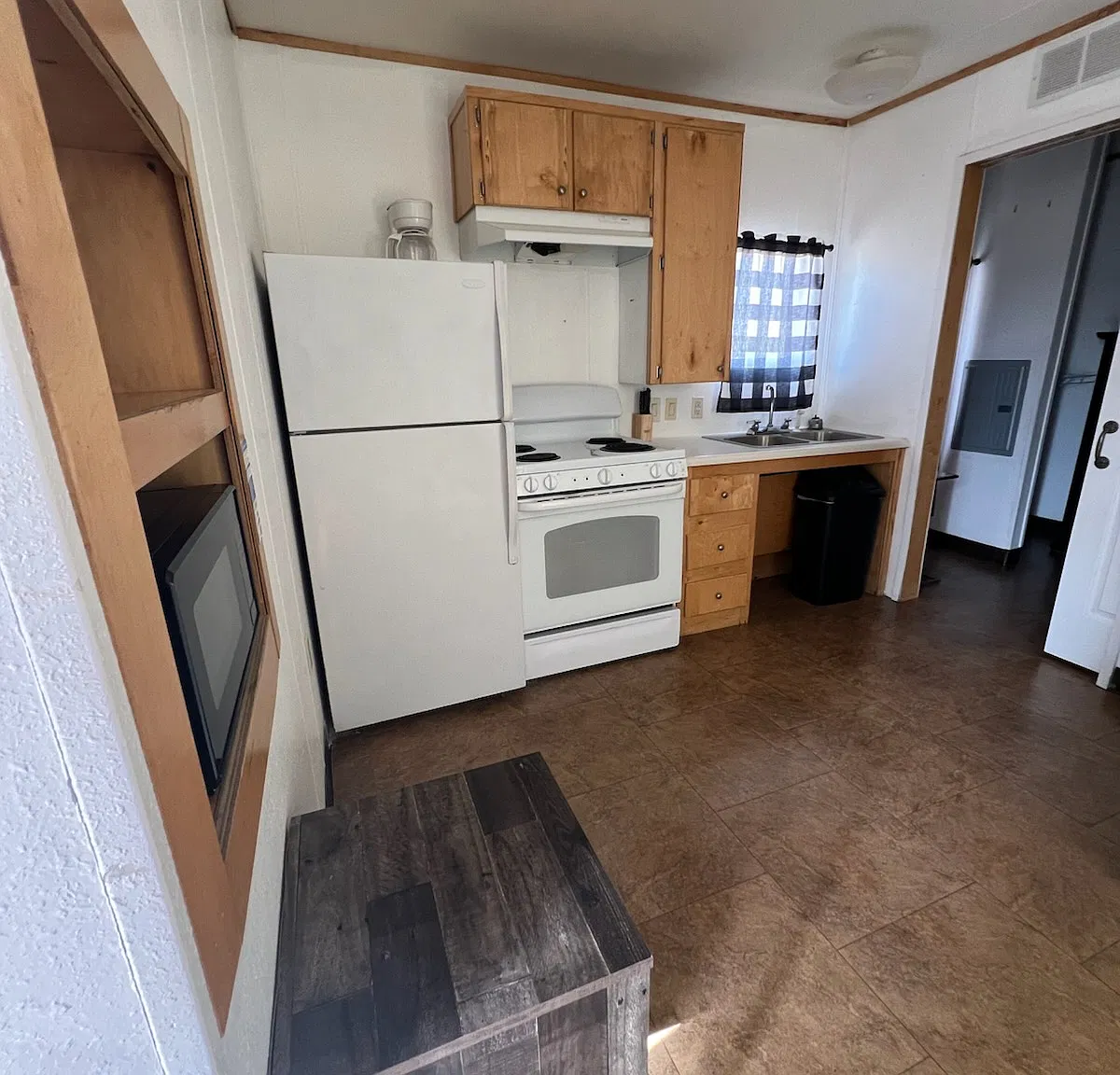 9420 W Westridge Dr — Photo 4
