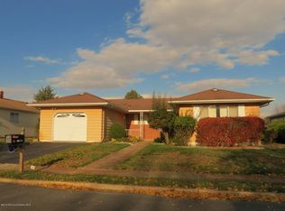 24 Tivoli St, Toms River, NJ 08757
