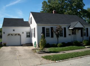 305 N Walnut St, Englewood, OH