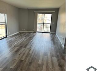 3121 W Madison St #1, Chicago, IL 60612