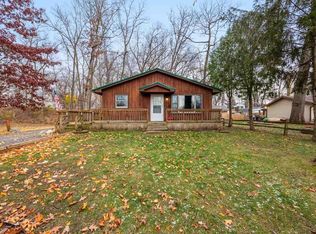 56854 Eastvue Dr, Osceola, IN 46561