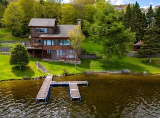 1411 Diamond Pond Rd, Stewartstown, NH 03576