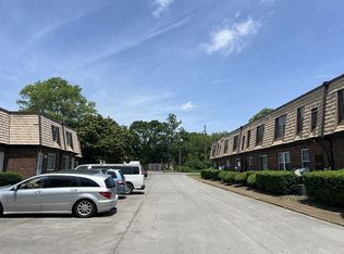 441 Harding Pl APT B10, Nashville, TN 37211