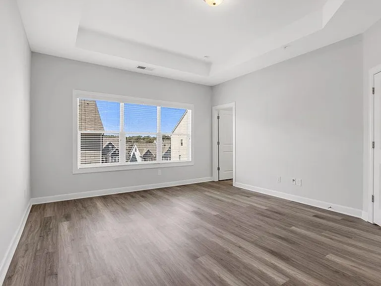 2761 Bell Dr SE — Photo 5