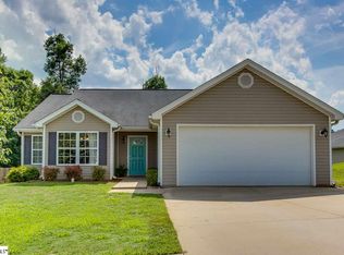 4 Laurelhurst Ct, Greer, SC 29650
