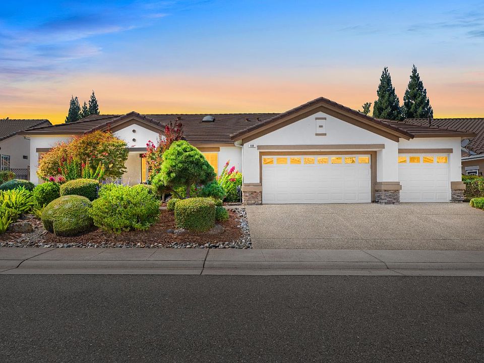 1st image of 888 Slawson Ln