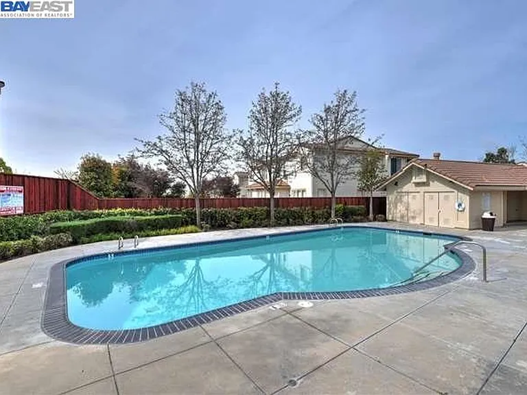 19735 Buren Pl — Photo 16