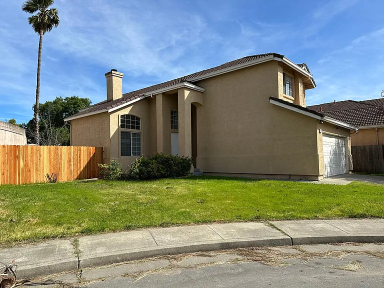 418 Kinsmill Ct — Photo 43