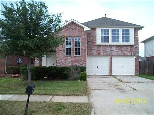 4 bed, 2.5 bath, 2260 sqft, $2,750 — Photo 1
