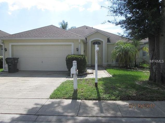 1st image of 14920 Hidden Oaks Cir