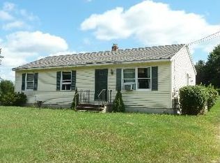 7 Oak Crest Ter, Standish, ME 04084