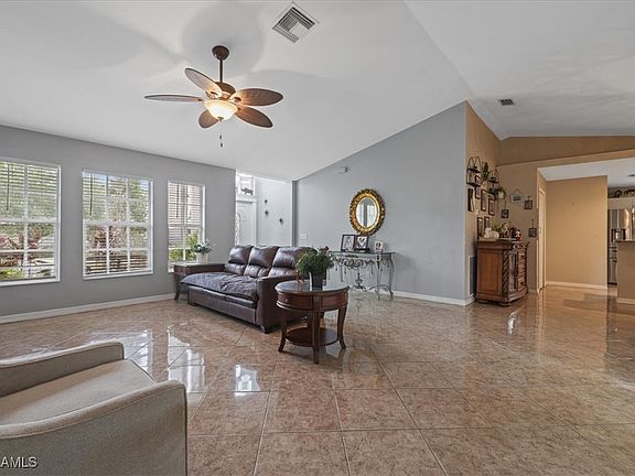 4th image of 8408 Pittsburgh Blvd