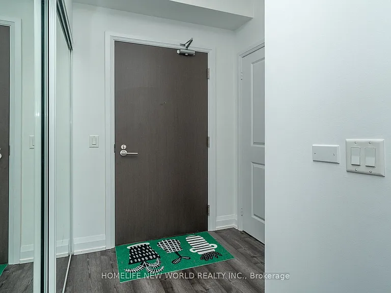 7900 Bathurst St #318 — Photo 4