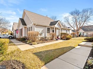 41 Burholme Dr, Hamilton, NJ 08691