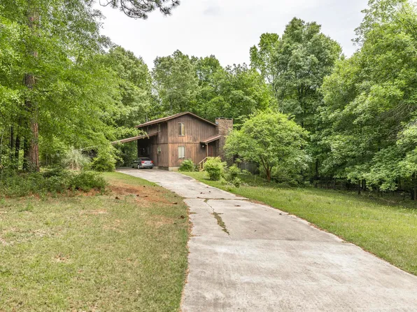 214 Rio Pinar Dr, Warner Robins, GA 31088