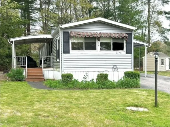 13 Eight South Meadow Vlg, Carver, MA 02330