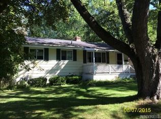 776 Warren Dr, East Aurora, NY 14052
