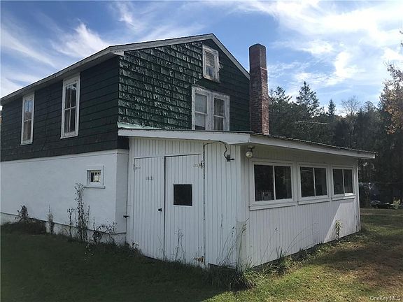 4th image of 234 Lake St