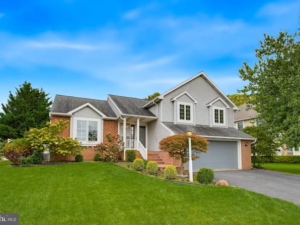 9 Cordell Dr, Stevens, PA 17578