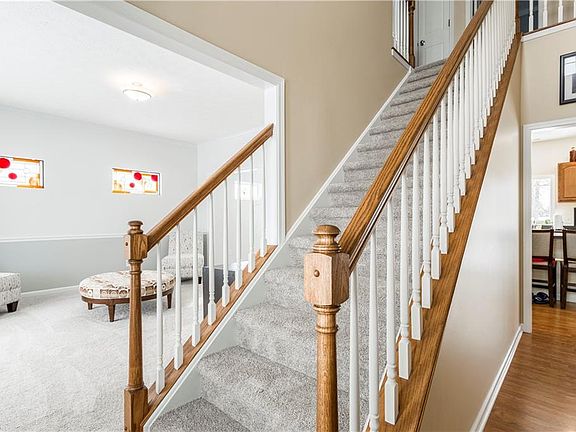 2nd image of 13165 Kensington Dr