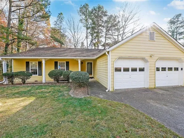 2790 Grassland Ct NW, Kennesaw, GA 30152