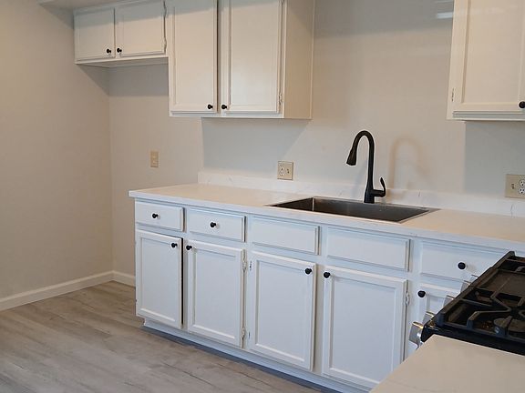 4th image of 126 N 12th St #D