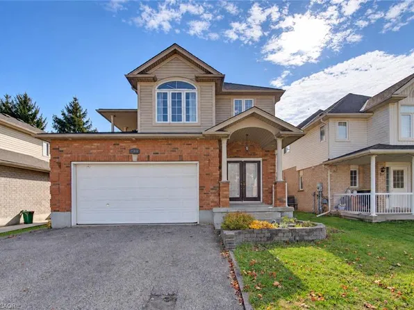 233 Oprington Pl, Kitchener, ON N2N 3P3
