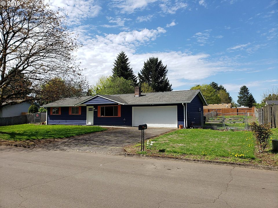 1st image of 8506 NE 126th Ave