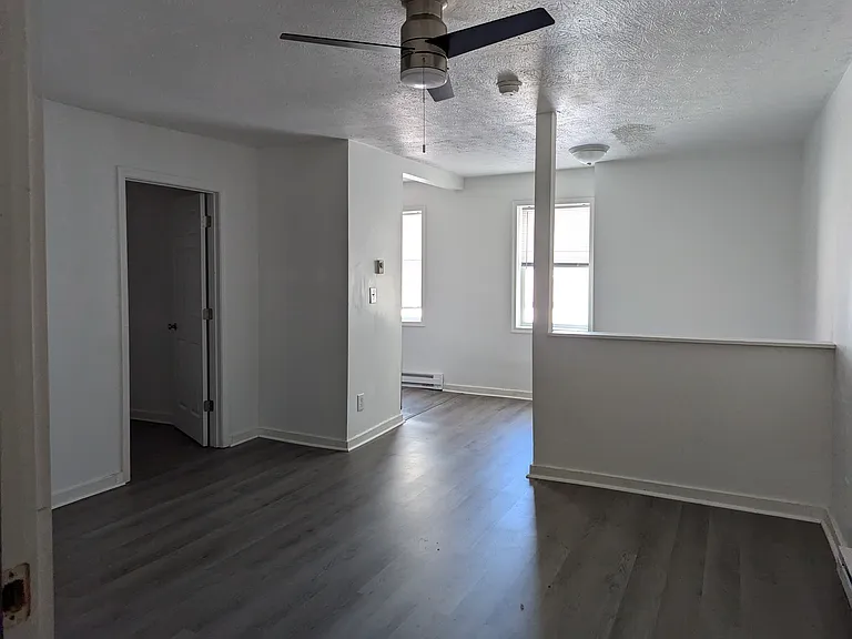 Park Station Apartments — Photo 11