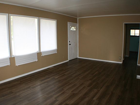 3rd image of 7330 W Tallmadge Pl