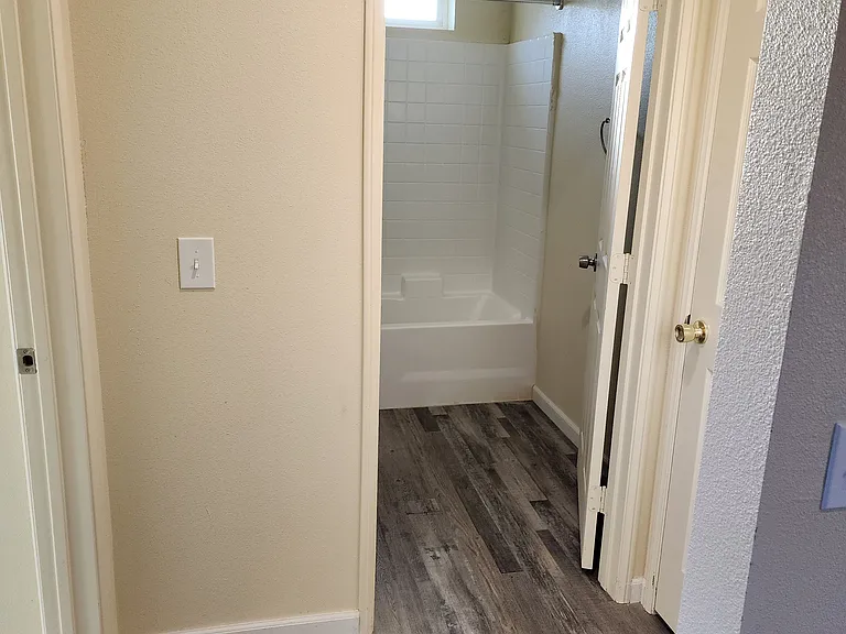 1222 W 90th St #1/2-A — Photo 10