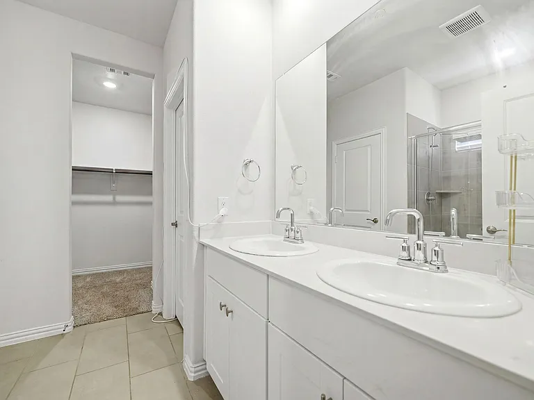 224 Monarch Way — Photo 12