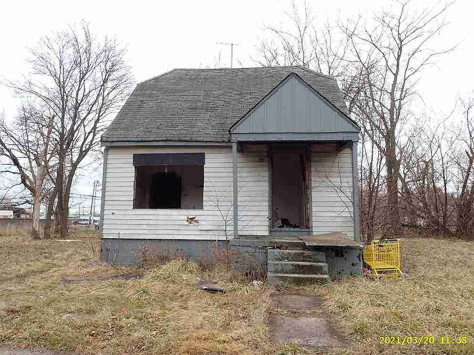 10174 Woodlawn