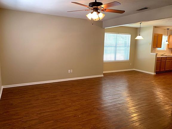 2nd image of 2526 Ashford West Dr