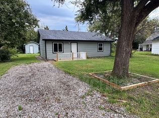 2008 S Vine St, Wichita, KS 67213