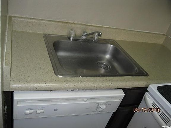 5th image of 751 S 300 E APT D306
